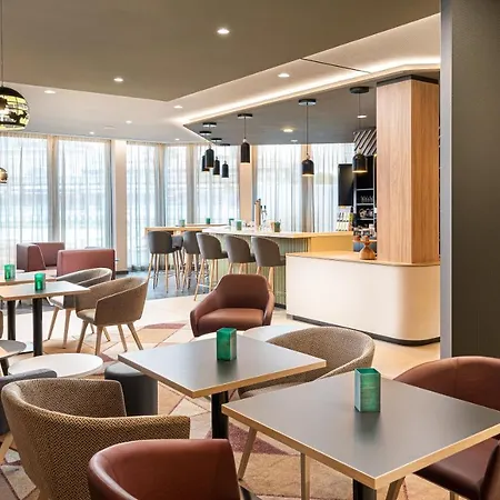 Hotel - - Hauptbahnhof By Ihg 4*