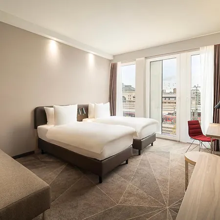 Hotel - - Hauptbahnhof By Ihg