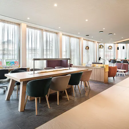 - - Hauptbahnhof By Ihg Отель 4*