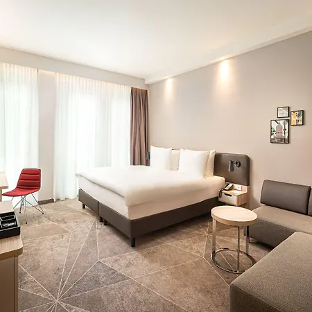 فندق - - Hauptbahnhof By Ihg 4*