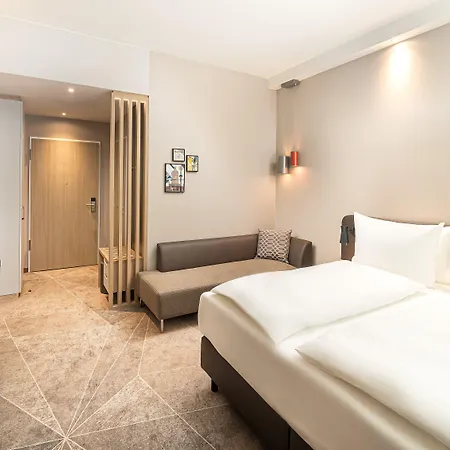 Hotel - - Hauptbahnhof By Ihg 4*