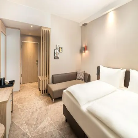 Hotel - - Hauptbahnhof By Ihg 4*