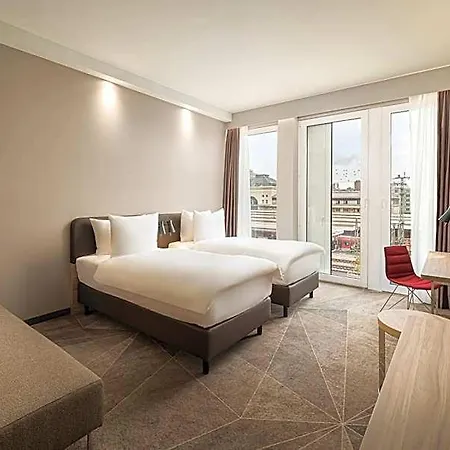 Hotel - - Hauptbahnhof By Ihg 4*