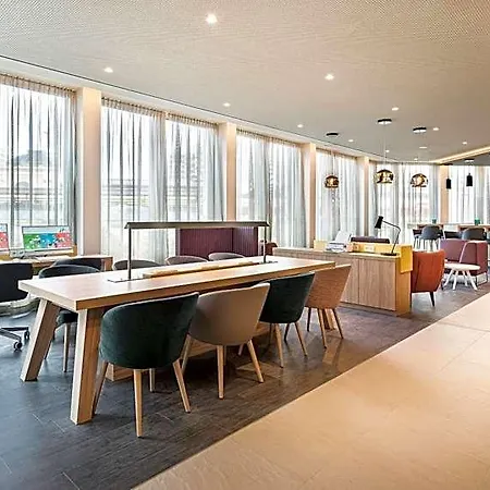 Hotel - - Hauptbahnhof By Ihg