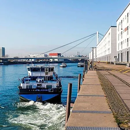 - - Hauptbahnhof By Ihg Mannheim