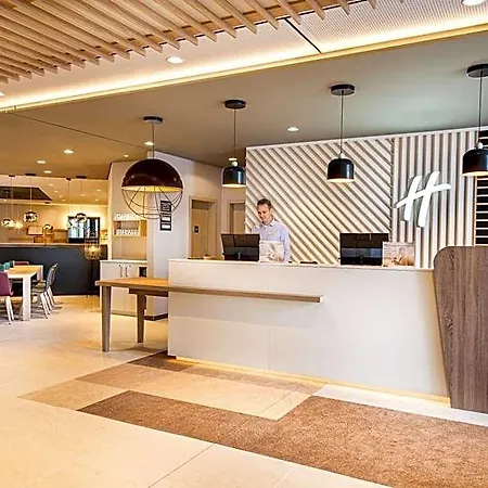 - - Hauptbahnhof By Ihg Hotel