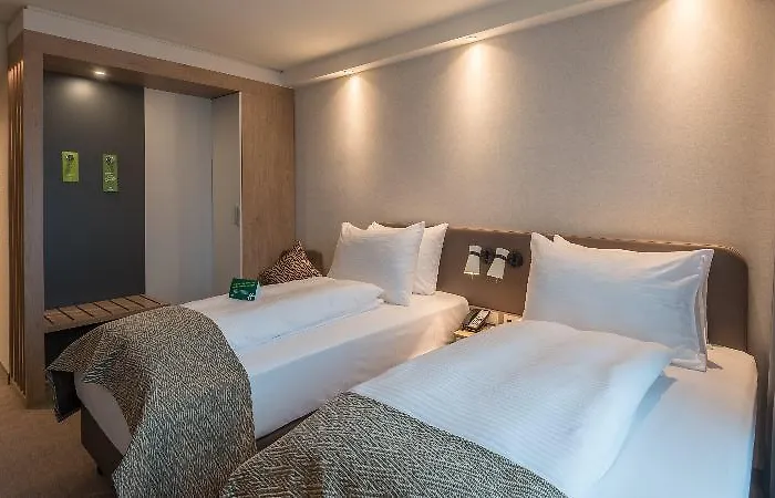 - - Hauptbahnhof By Ihg Mannheim