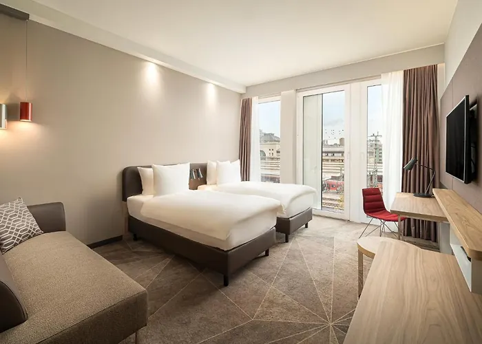 - - Hauptbahnhof By Ihg Mannheim